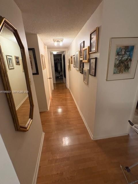 For Sale: $279,000 (2 beds, 2 baths, 1383 Square Feet)