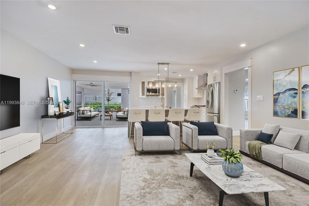 Active With Contract: $6,950 (4 beds, 3 baths, 2112 Square Feet)