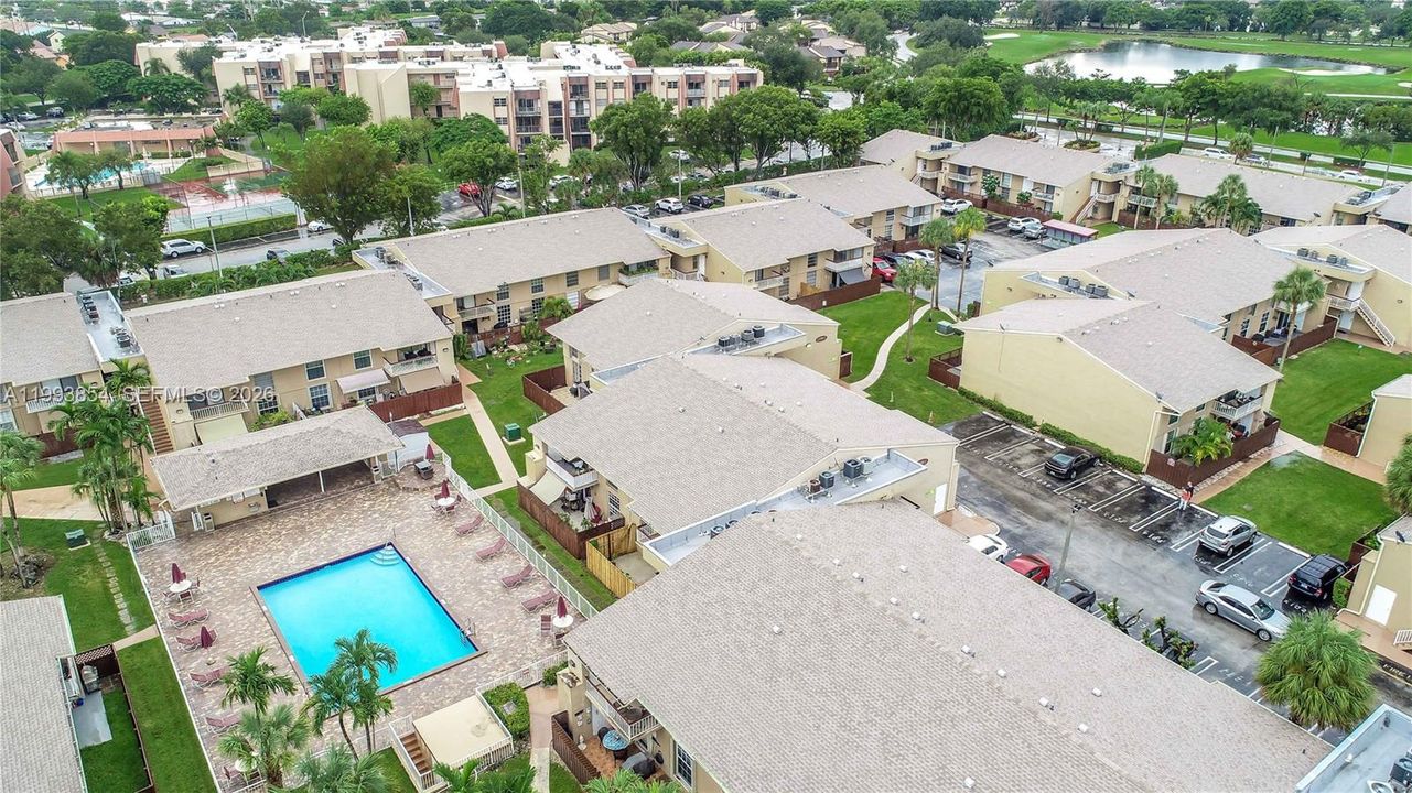 En Venta: $310,000 (2 camas, 2 baños, 1050 Pies cuadrados)