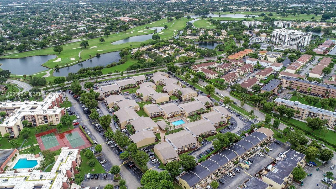 En Venta: $310,000 (2 camas, 2 baños, 1050 Pies cuadrados)