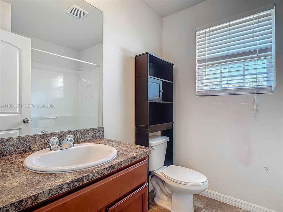 Vendido Recientemente: $225,000 (3 camas, 2 baños, 1464 Pies cuadrados)