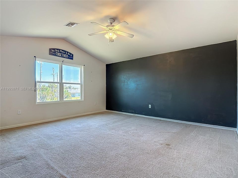 Vendido Recientemente: $225,000 (3 camas, 2 baños, 1464 Pies cuadrados)