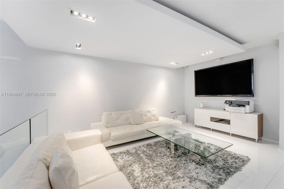 На продажу: $1,699,000 (3 спален, 3 ванн, 3504 Квадратных фут)