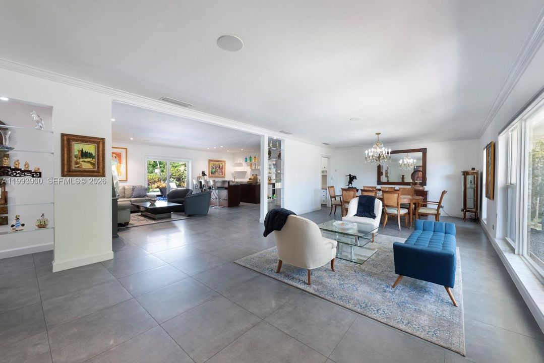 Activo con contrato: $2,699,000 (5 camas, 4 baños, 3298 Pies cuadrados)