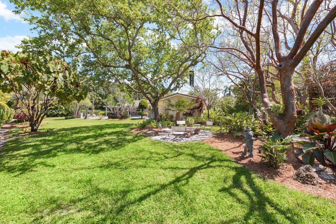 Activo con contrato: $2,699,000 (5 camas, 4 baños, 3298 Pies cuadrados)