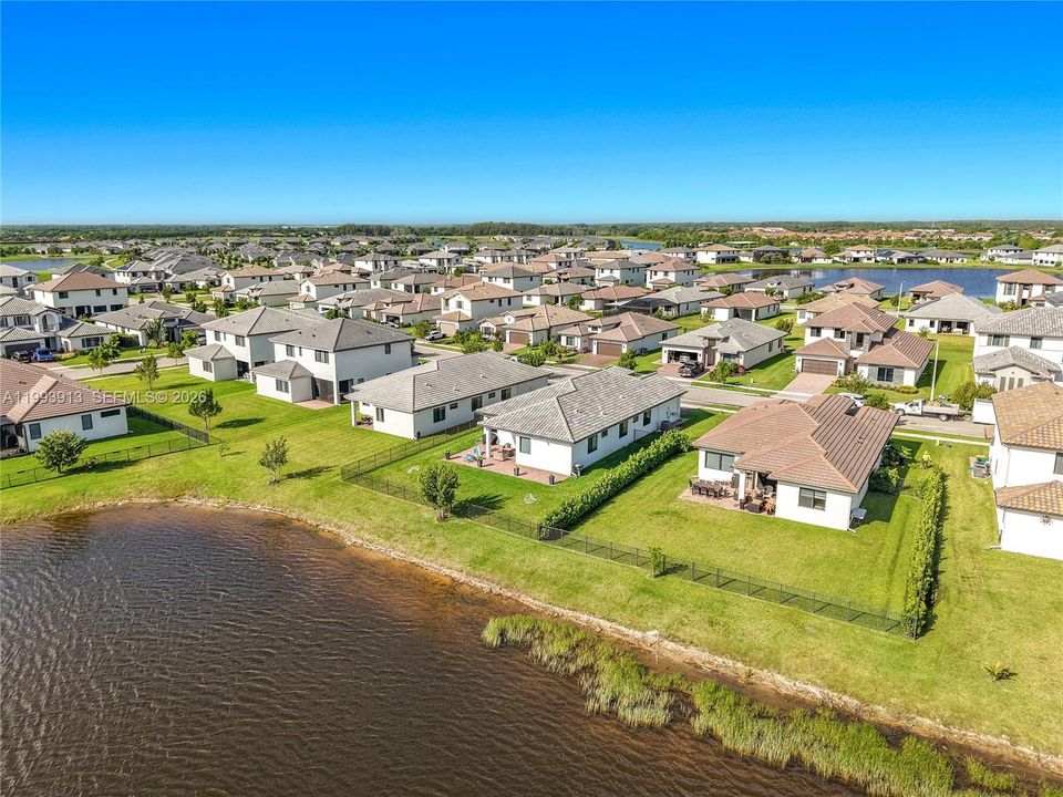 На продажу: $530,000 (3 спален, 2 ванн, 2256 Квадратных фут)