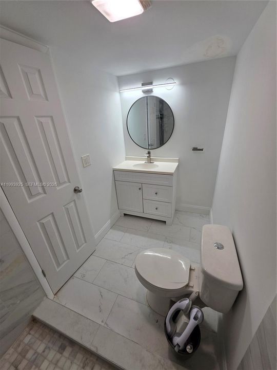 For Sale: $100,000 (1 beds, 1 baths, 928 Square Feet)