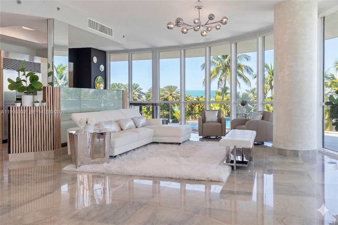 На продажу: $7,995,000 (3 спален, 3 ванн, 2508 Квадратных фут)