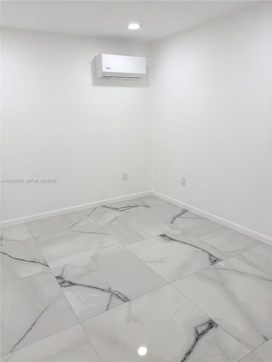 En Renta: $1,500 (1 camas, 1 baños, 1334 Pies cuadrados)