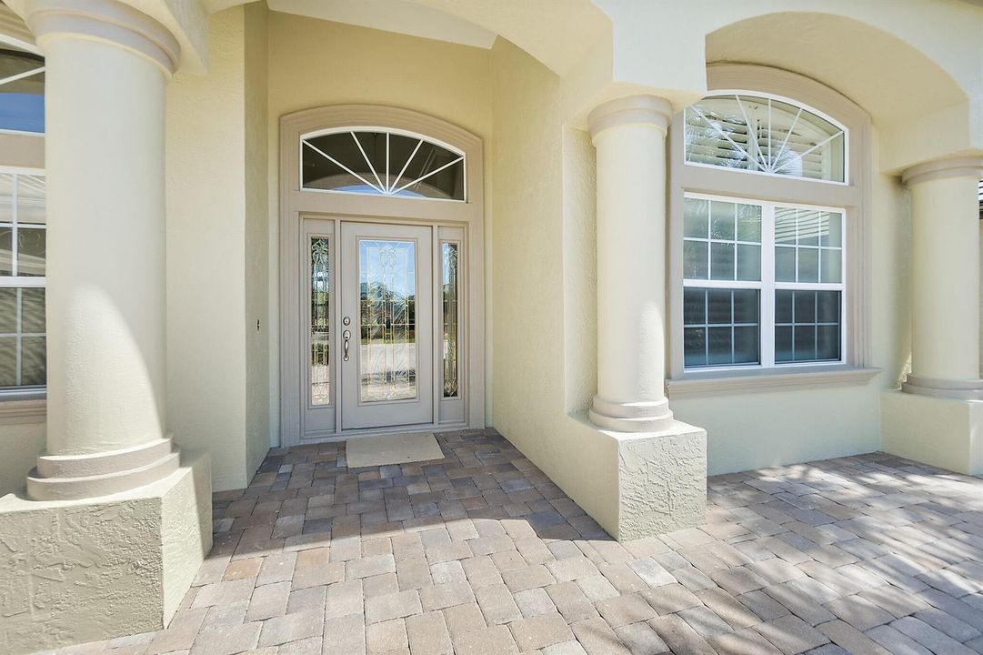 80_Longview_Way_N_Photos-80