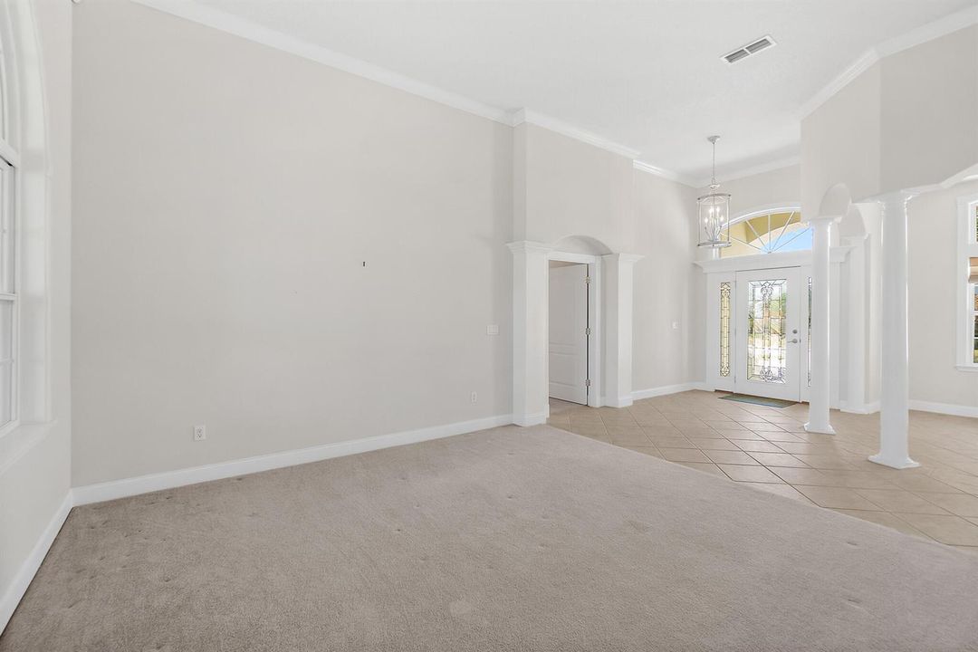 80_Longview_Way_N_Photos-62