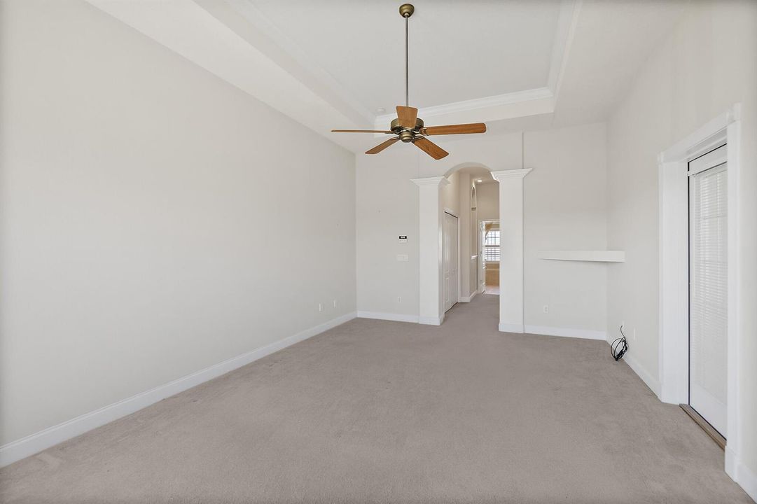 80_Longview_Way_N_Photos-40