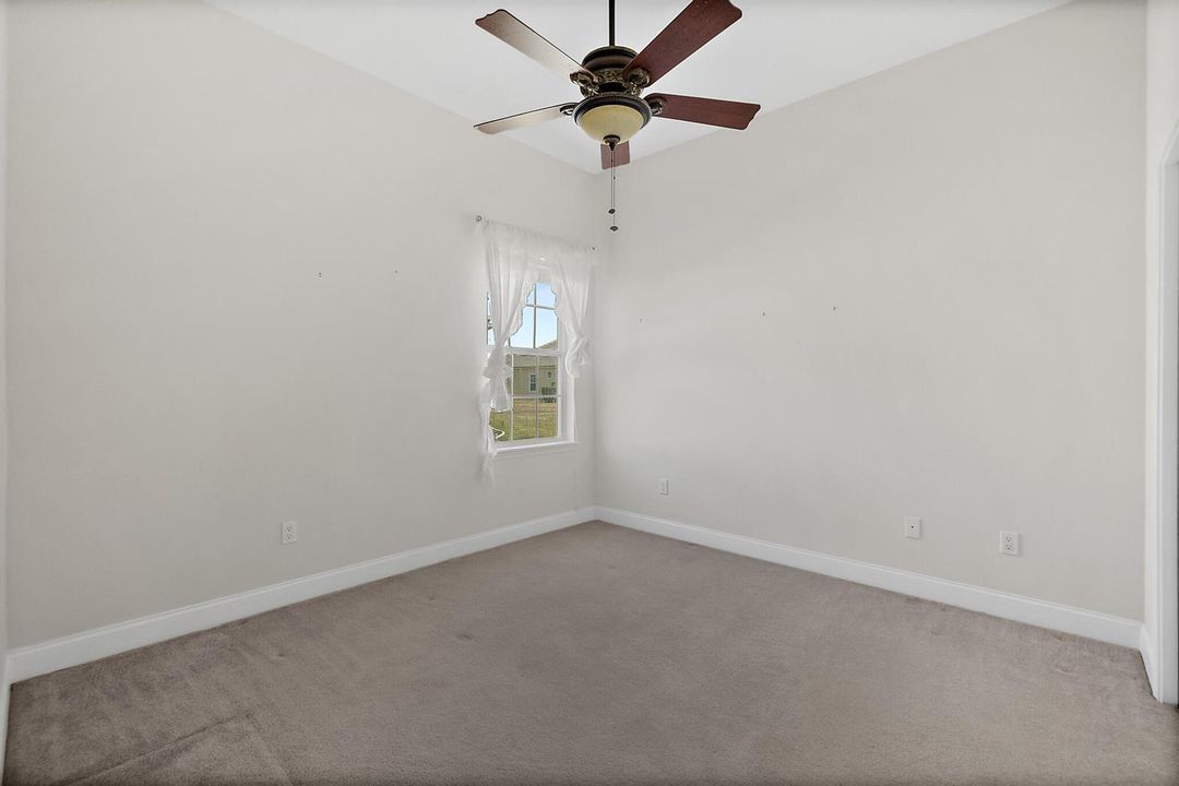 80_Longview_Way_N_Photos-48