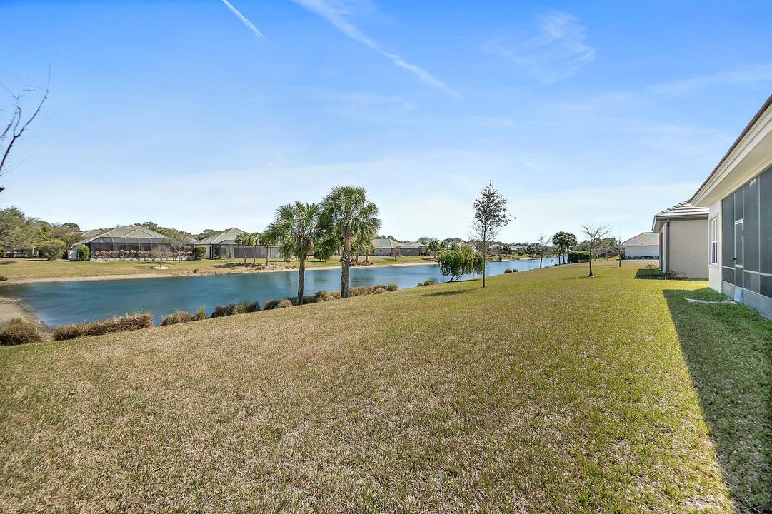 80_Longview_Way_N_Photos-78