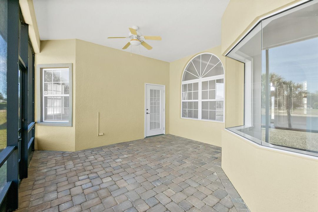 80_Longview_Way_N_Photos-73