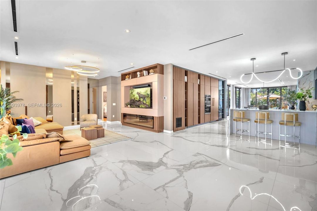 For Sale: $2,700,000 (4 beds, 3 baths, 3025 Square Feet)