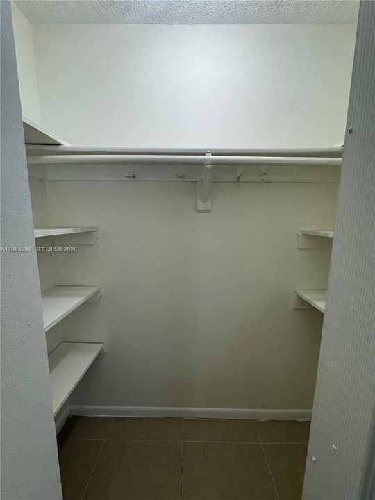 В аренду: $1,590 (1 спален, 1 ванн, 600 Квадратных фут)