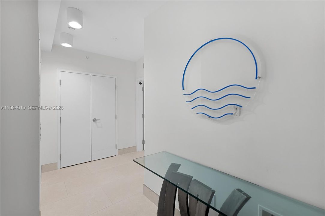Private Foyer