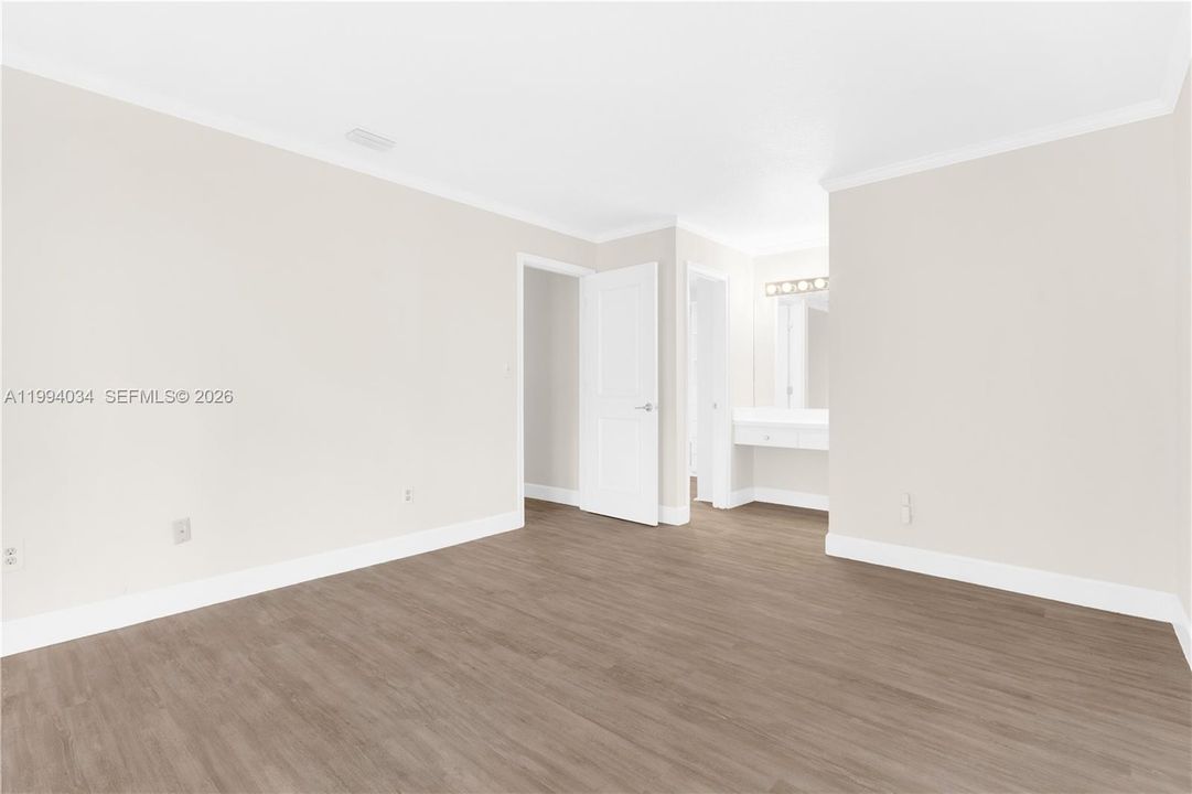 Active With Contract: $3,600 (3 beds, 2 baths, 1706 Square Feet)
