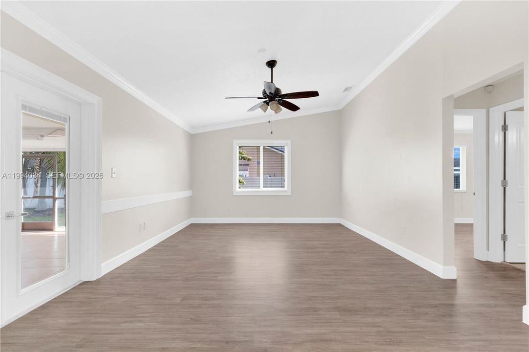 Active With Contract: $3,600 (3 beds, 2 baths, 1706 Square Feet)