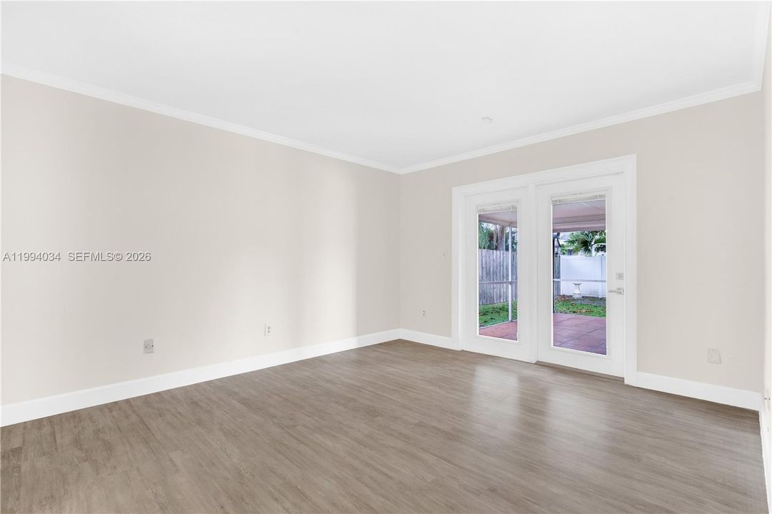 Active With Contract: $3,600 (3 beds, 2 baths, 1706 Square Feet)