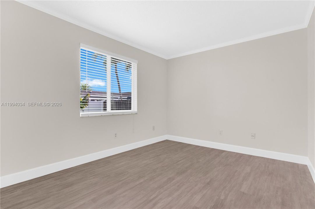 Active With Contract: $3,600 (3 beds, 2 baths, 1706 Square Feet)