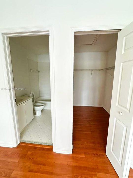 For Sale: $170,000 (2 beds, 2 baths, 815 Square Feet)