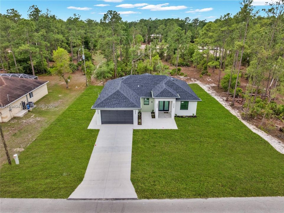 For Sale: $327,499 (3 beds, 2 baths, 1540 Square Feet)