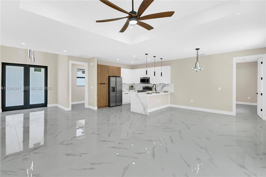 For Sale: $327,499 (3 beds, 2 baths, 1540 Square Feet)