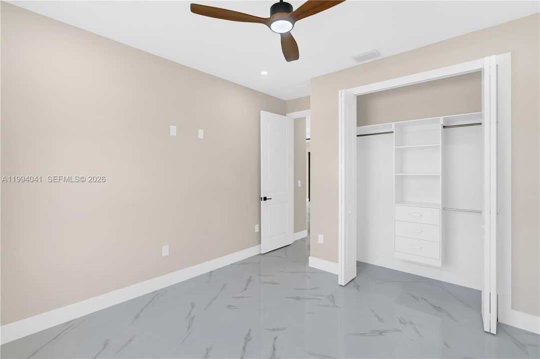 For Sale: $327,499 (3 beds, 2 baths, 1540 Square Feet)