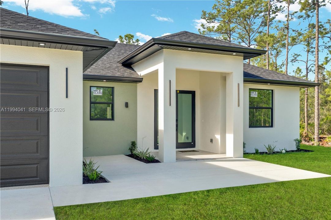For Sale: $327,499 (3 beds, 2 baths, 1540 Square Feet)