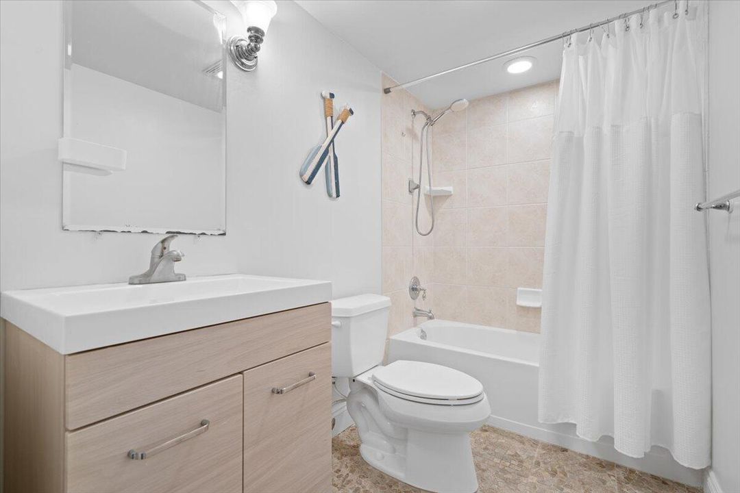 Bathroom #2