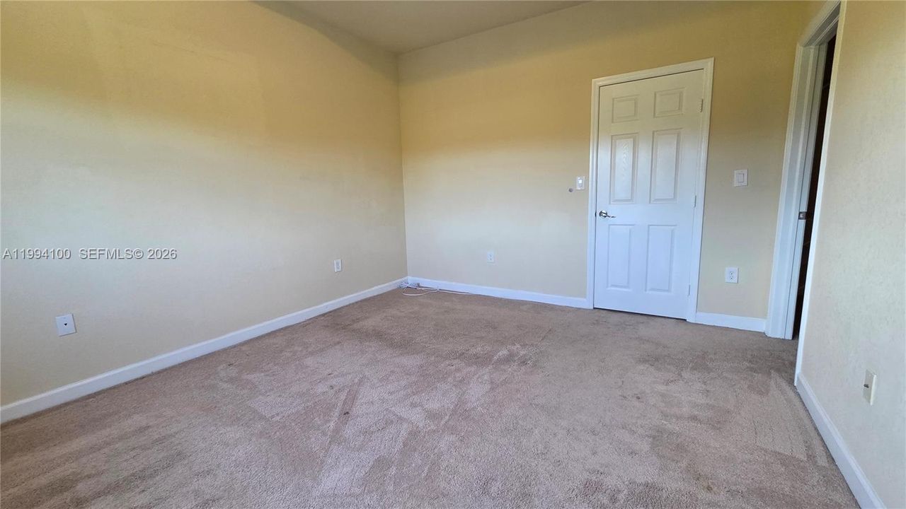 For Sale: $375,000 (2 beds, 2 baths, 1458 Square Feet)