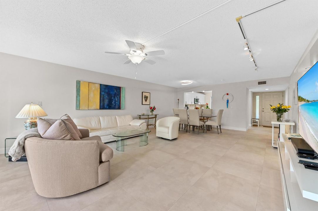 13 Living room 03
