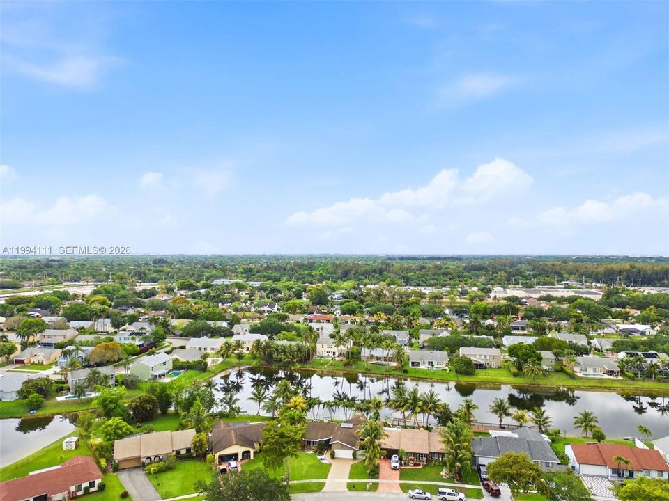 For Sale: $899,900 (3 beds, 2 baths, 1835 Square Feet)