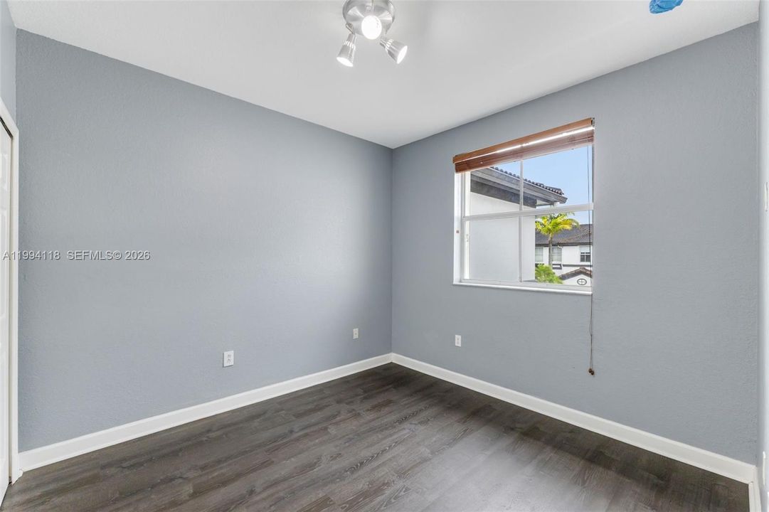 En Venta: $575,000 (3 camas, 2 baños, 1690 Pies cuadrados)