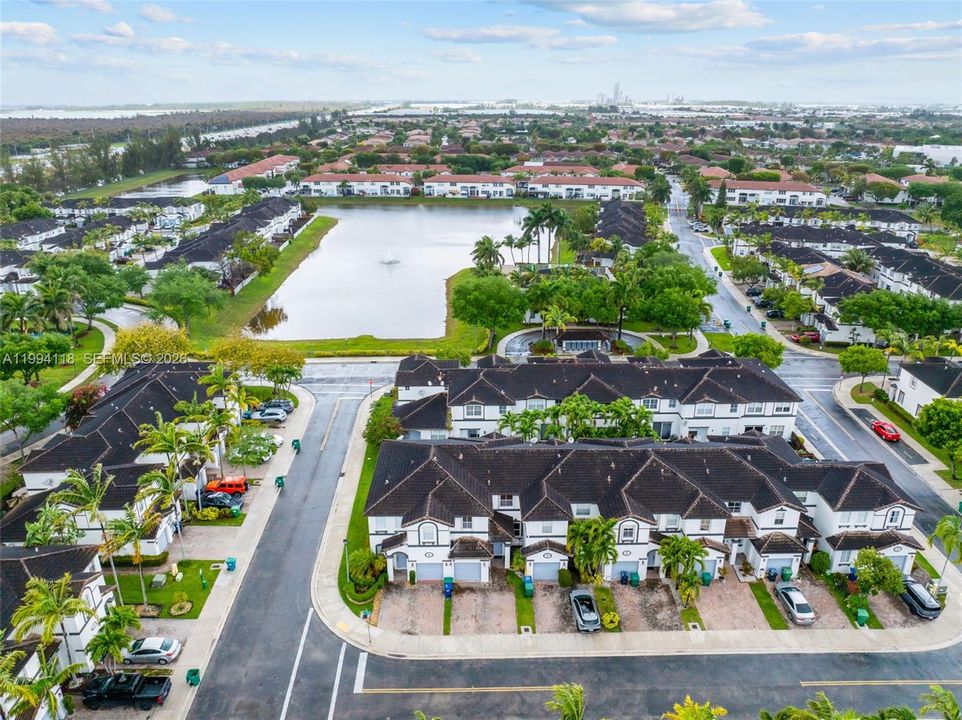 En Venta: $575,000 (3 camas, 2 baños, 1690 Pies cuadrados)