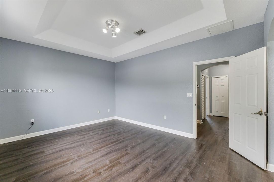 En Venta: $575,000 (3 camas, 2 baños, 1690 Pies cuadrados)