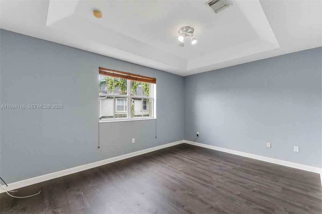 En Venta: $575,000 (3 camas, 2 baños, 1690 Pies cuadrados)