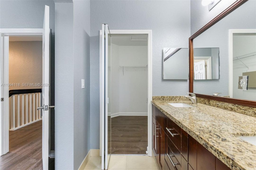 En Venta: $575,000 (3 camas, 2 baños, 1690 Pies cuadrados)