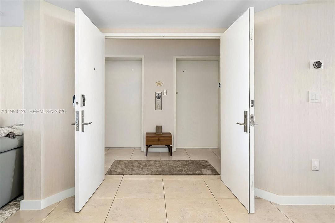 Activo con contrato: $1,649,000 (2 camas, 2 baños, 1900 Pies cuadrados)