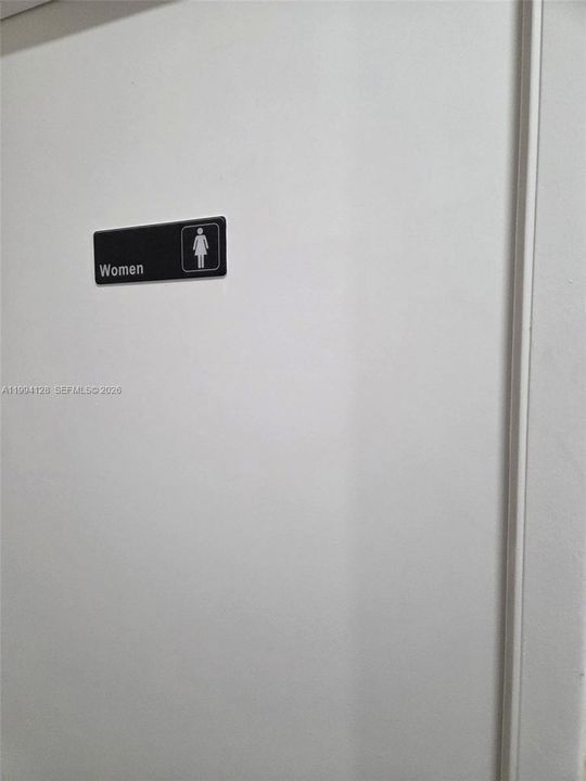 В аренду: $1,600 (0 спален, 0 ванн, 0 Квадратных фут)