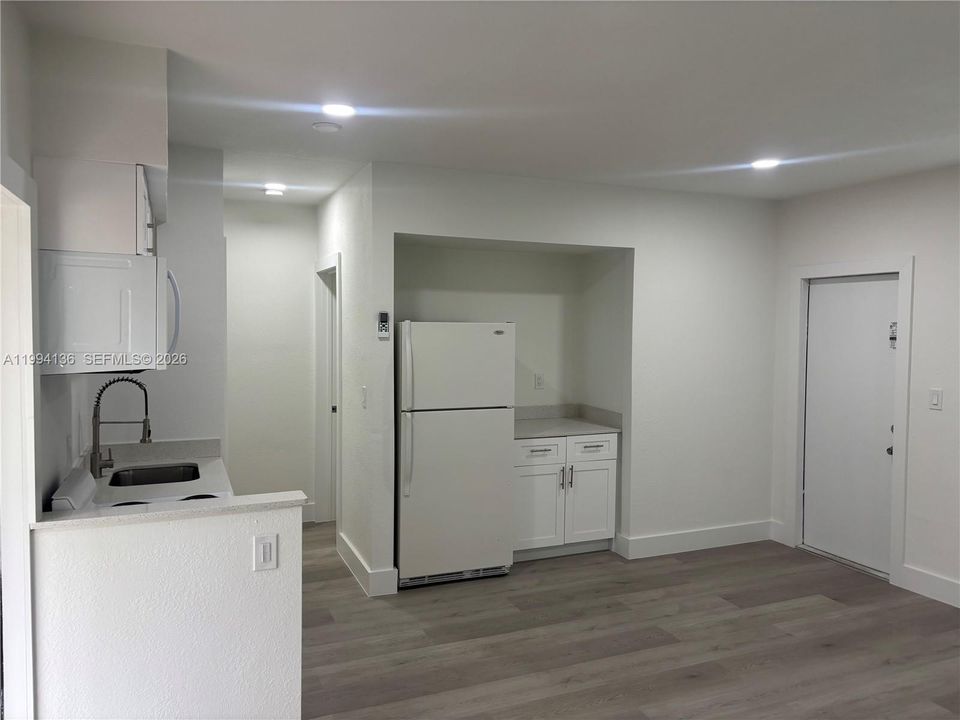 For Sale: $545,000 (0 beds, 0 baths, 1230 Square Feet)