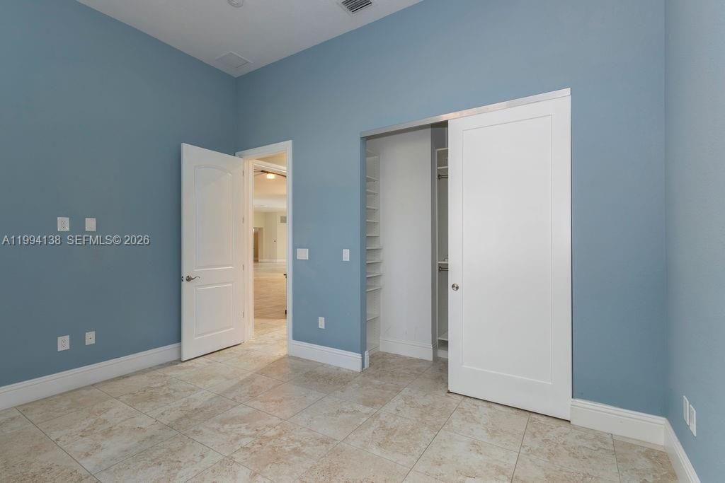 Recently Sold: $2,749,000 (7 beds, 5 baths, 6756 Square Feet)