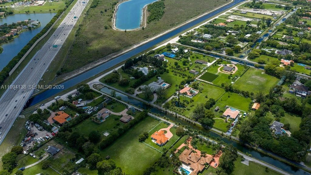 Recently Sold: $2,749,000 (7 beds, 5 baths, 6756 Square Feet)