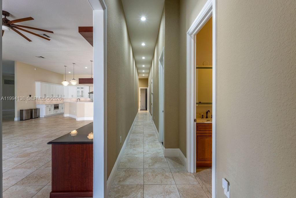 Recently Sold: $2,749,000 (7 beds, 5 baths, 6756 Square Feet)