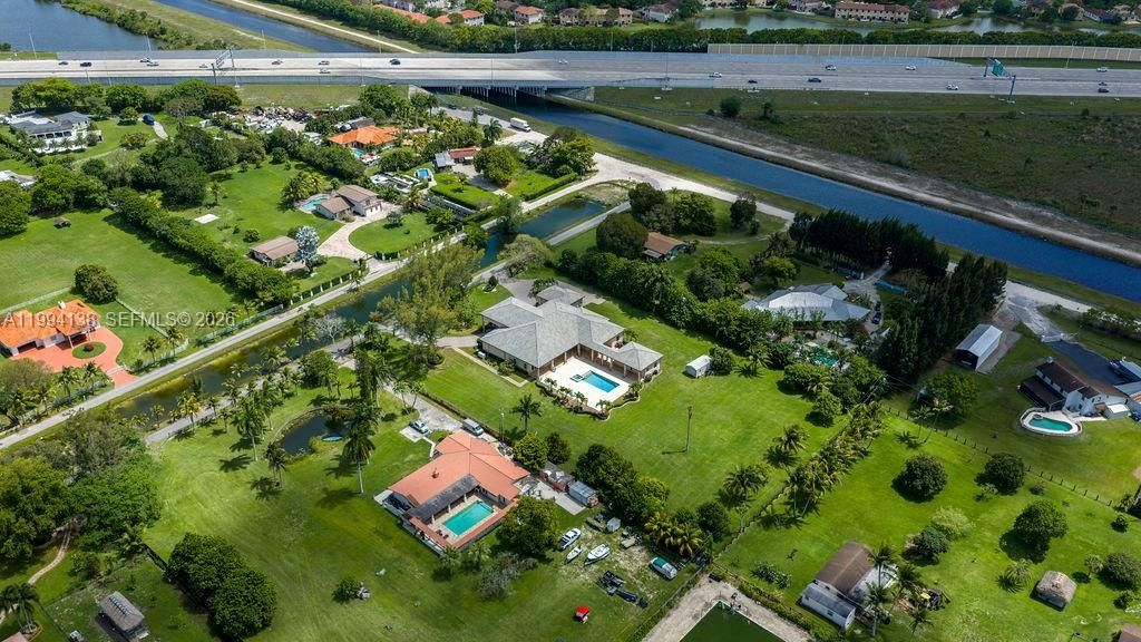 Recently Sold: $2,749,000 (7 beds, 5 baths, 6756 Square Feet)