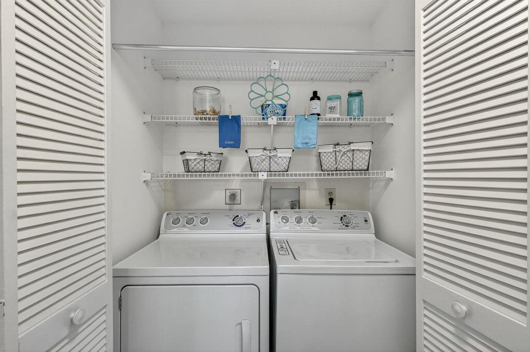 PRIVATE LAUNDRY