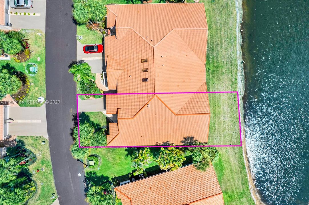 For Sale: $379,000 (2 beds, 2 baths, 1555 Square Feet)