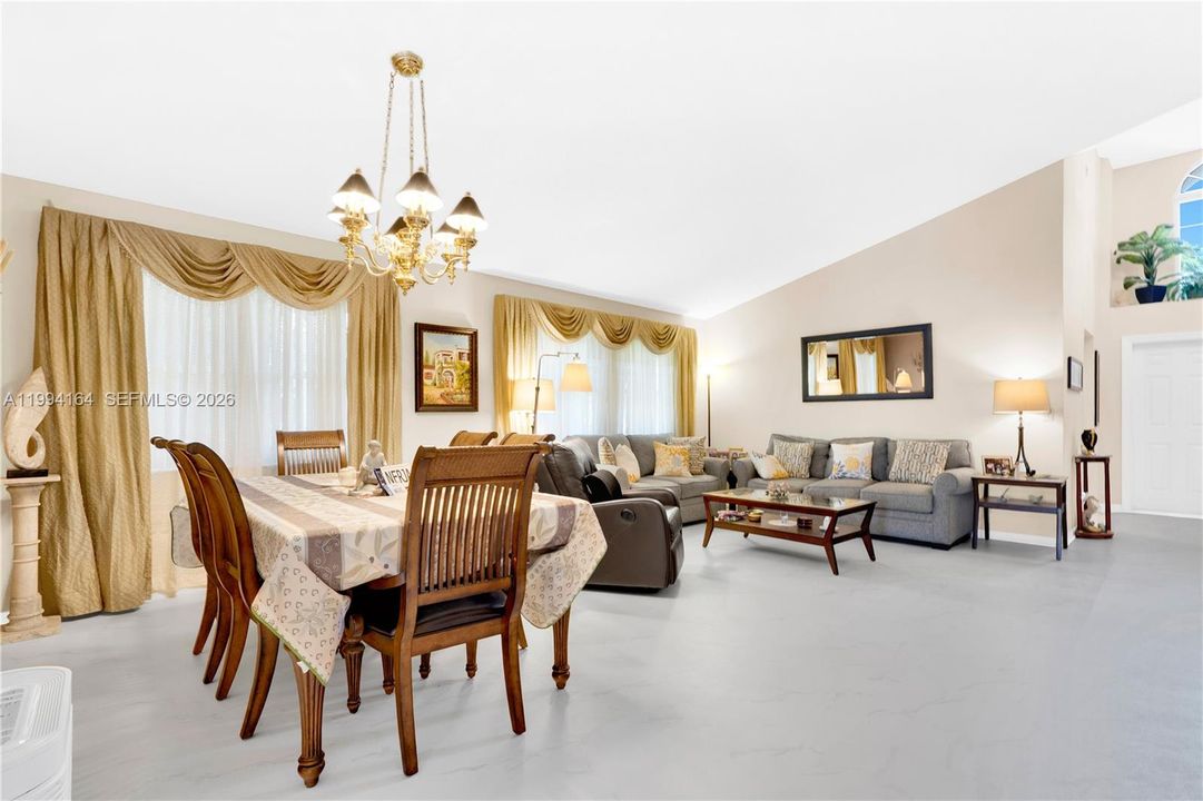 For Sale: $379,000 (2 beds, 2 baths, 1555 Square Feet)
